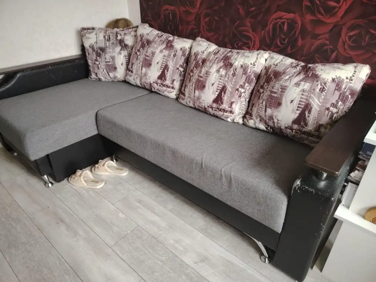 Отдам диван б/у