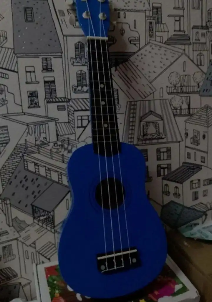 Продам укулеле Belicci XU21-11