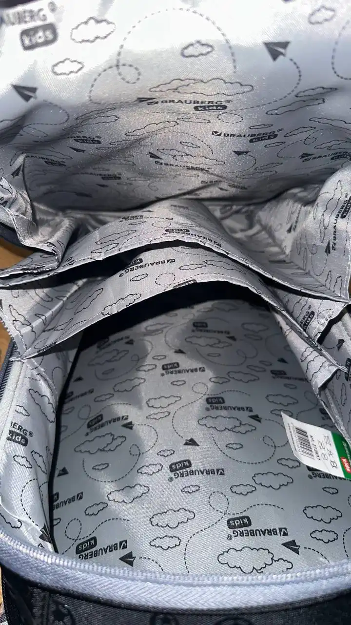 Продажа нового портфеля Brauberg