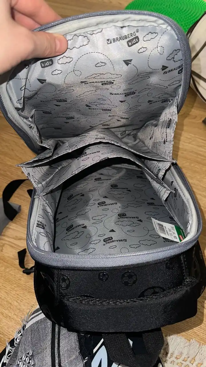 Продажа нового портфеля Brauberg