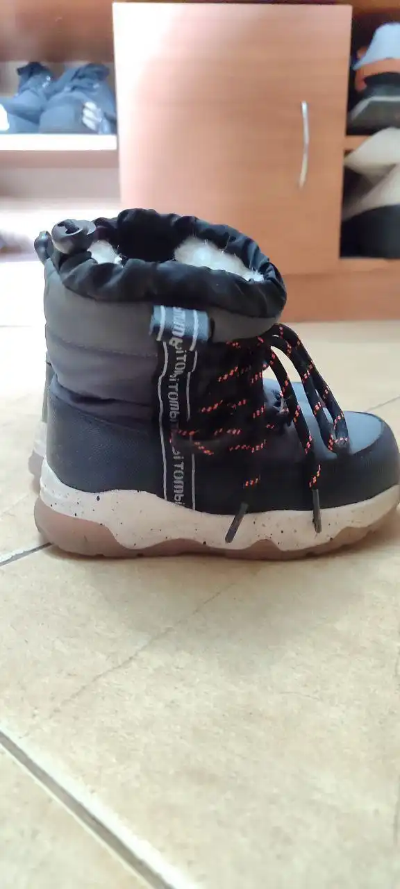 Красный строитель