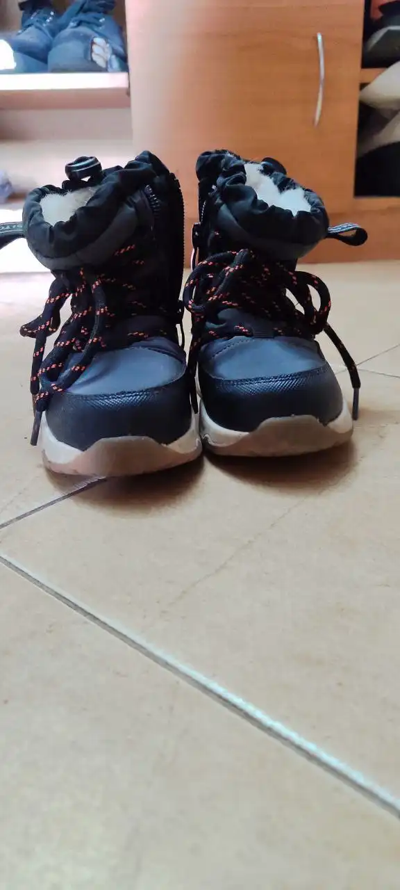 Красный строитель