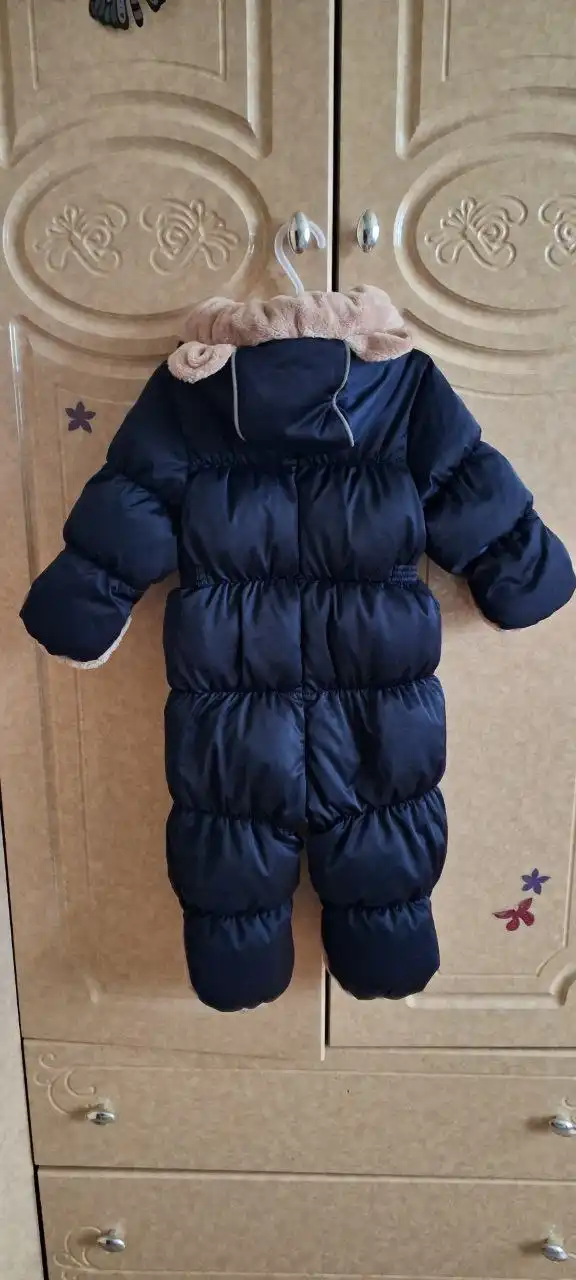 Продажа зимнего комбинезона для мальчика
