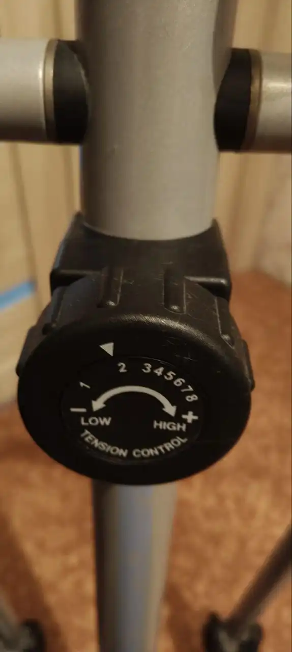 Эллиптический тренажёр LifeGear 93380 в отличном состоянии