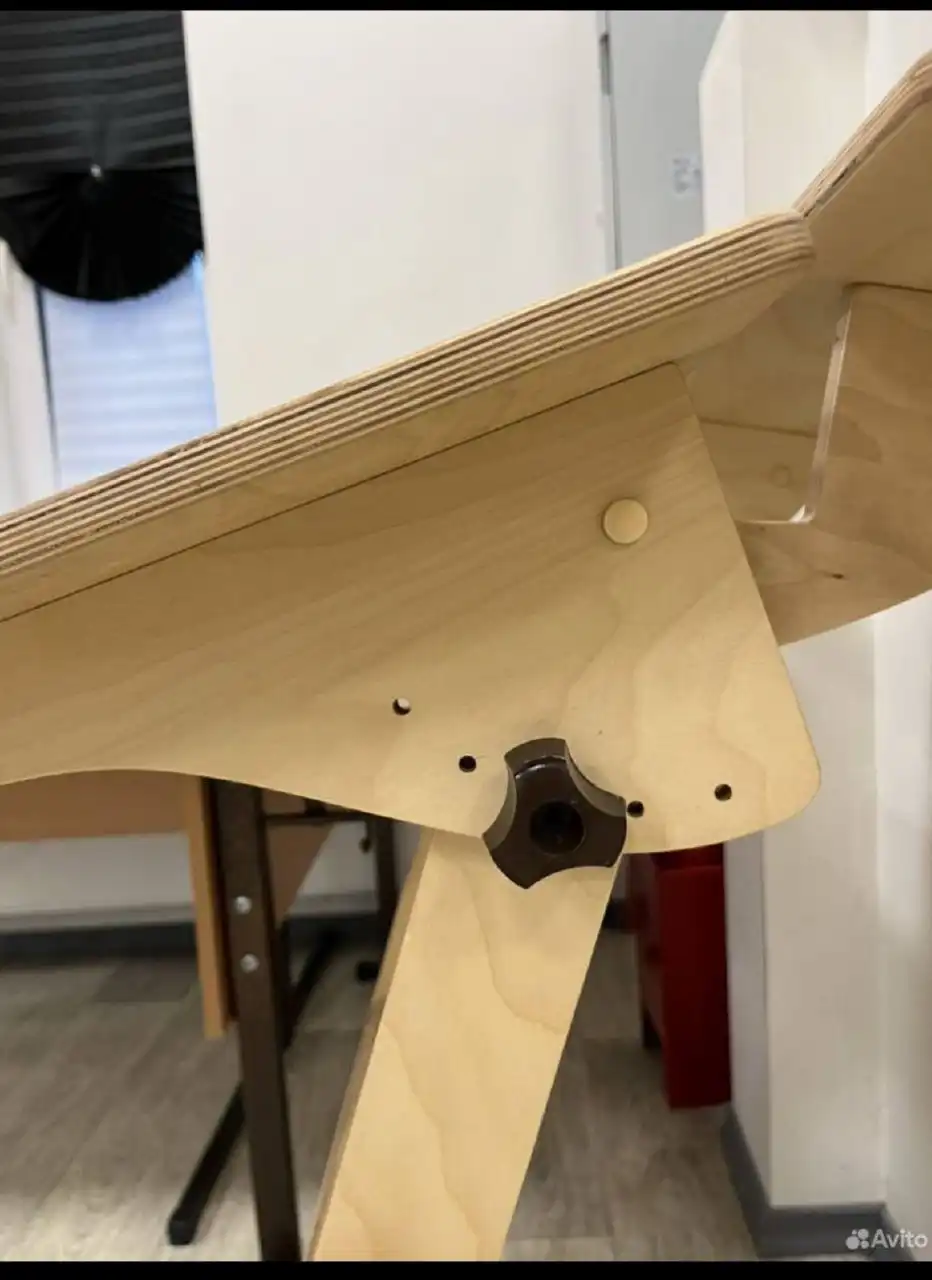 Парта-конторка для школьника