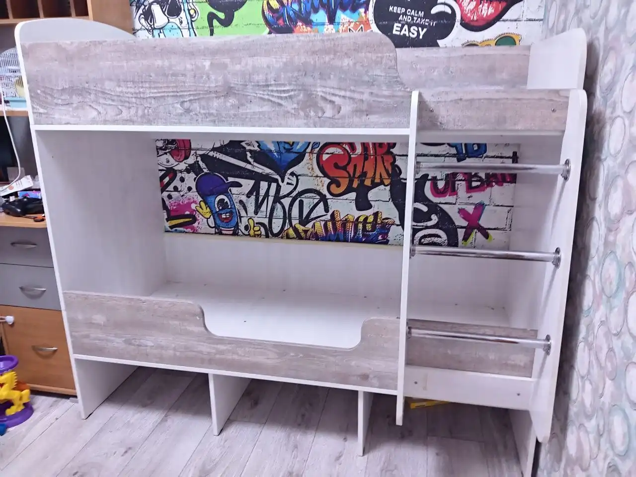 Продажа двухъярусной кровати