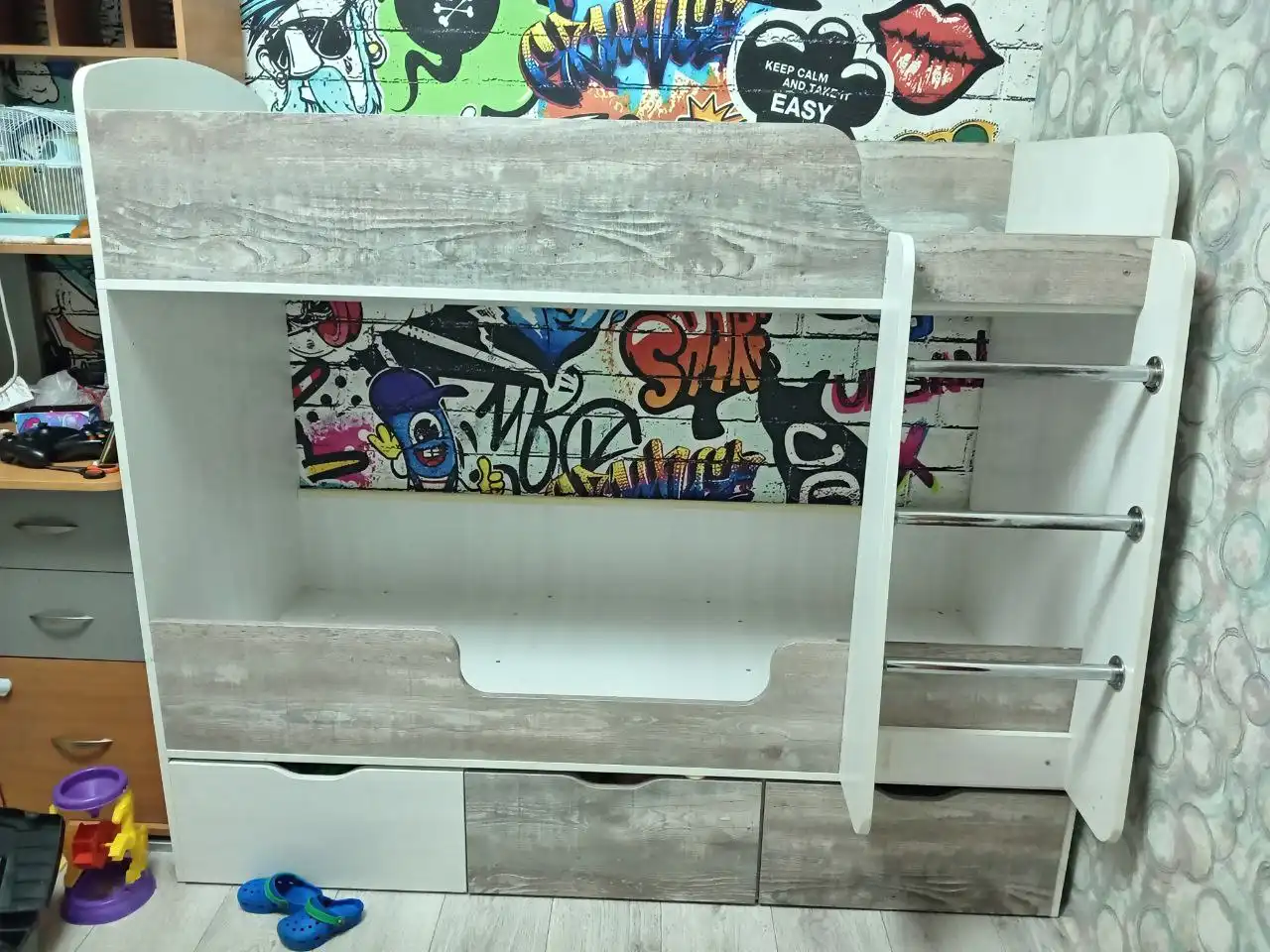 Продажа двухъярусной кровати