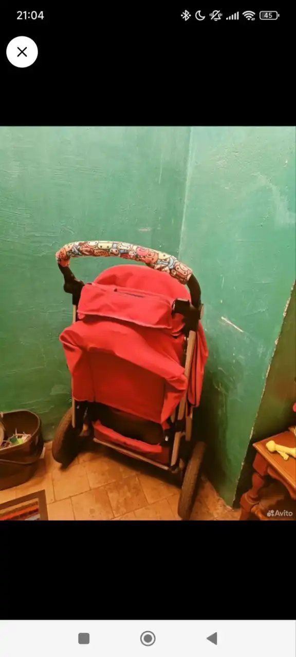 Коляска Chicco с матрасом и накладкой на ручку