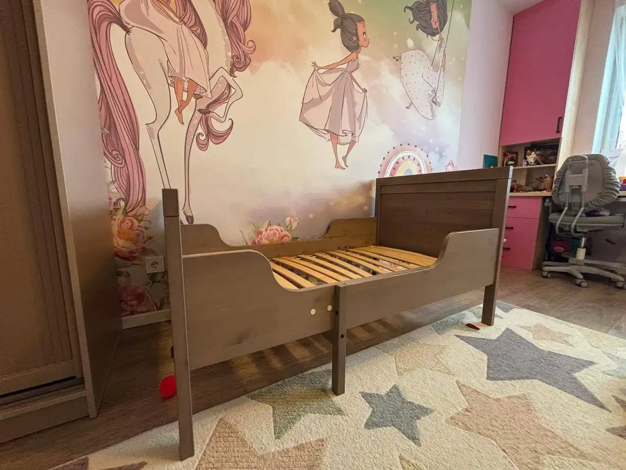 Продам кровать ИКЕА раздвижную деревянную