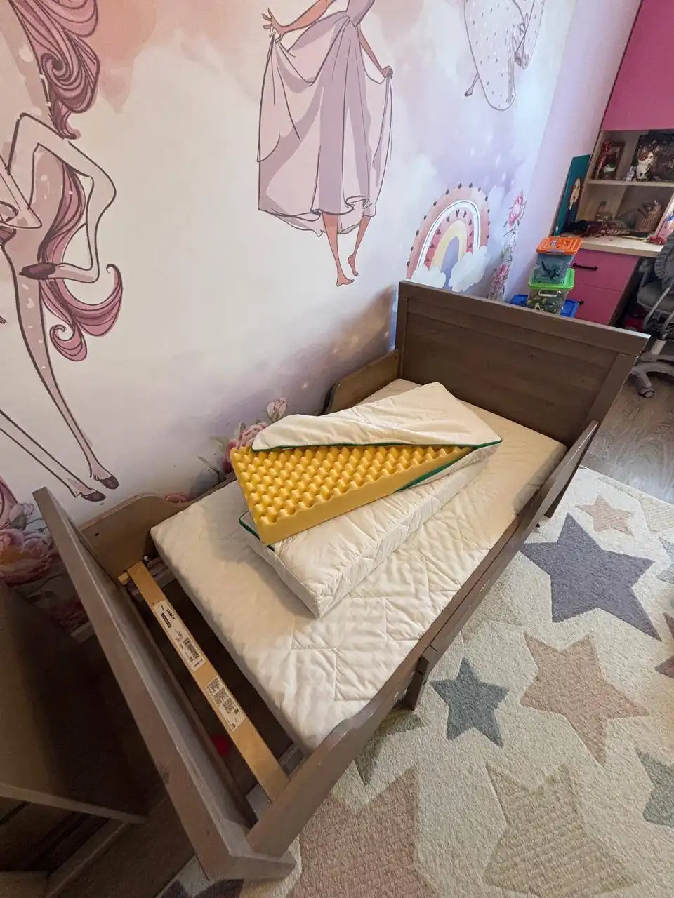 Продам кровать ИКЕА раздвижную деревянную