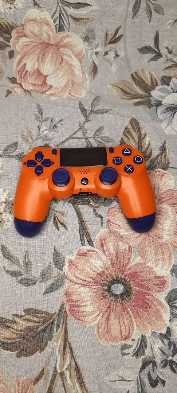 БУ геймпад с валберис