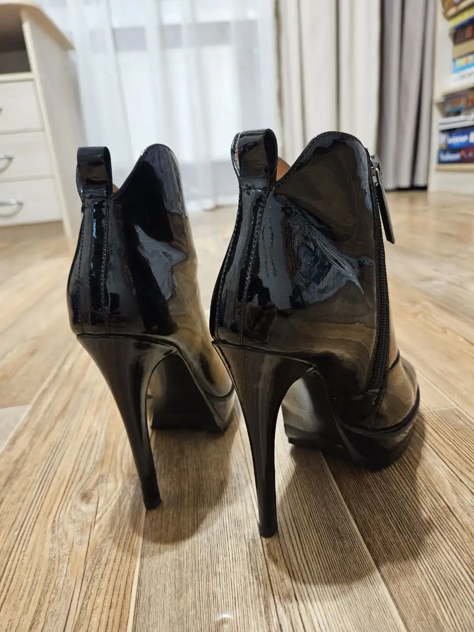 Кроссовки 35 размер