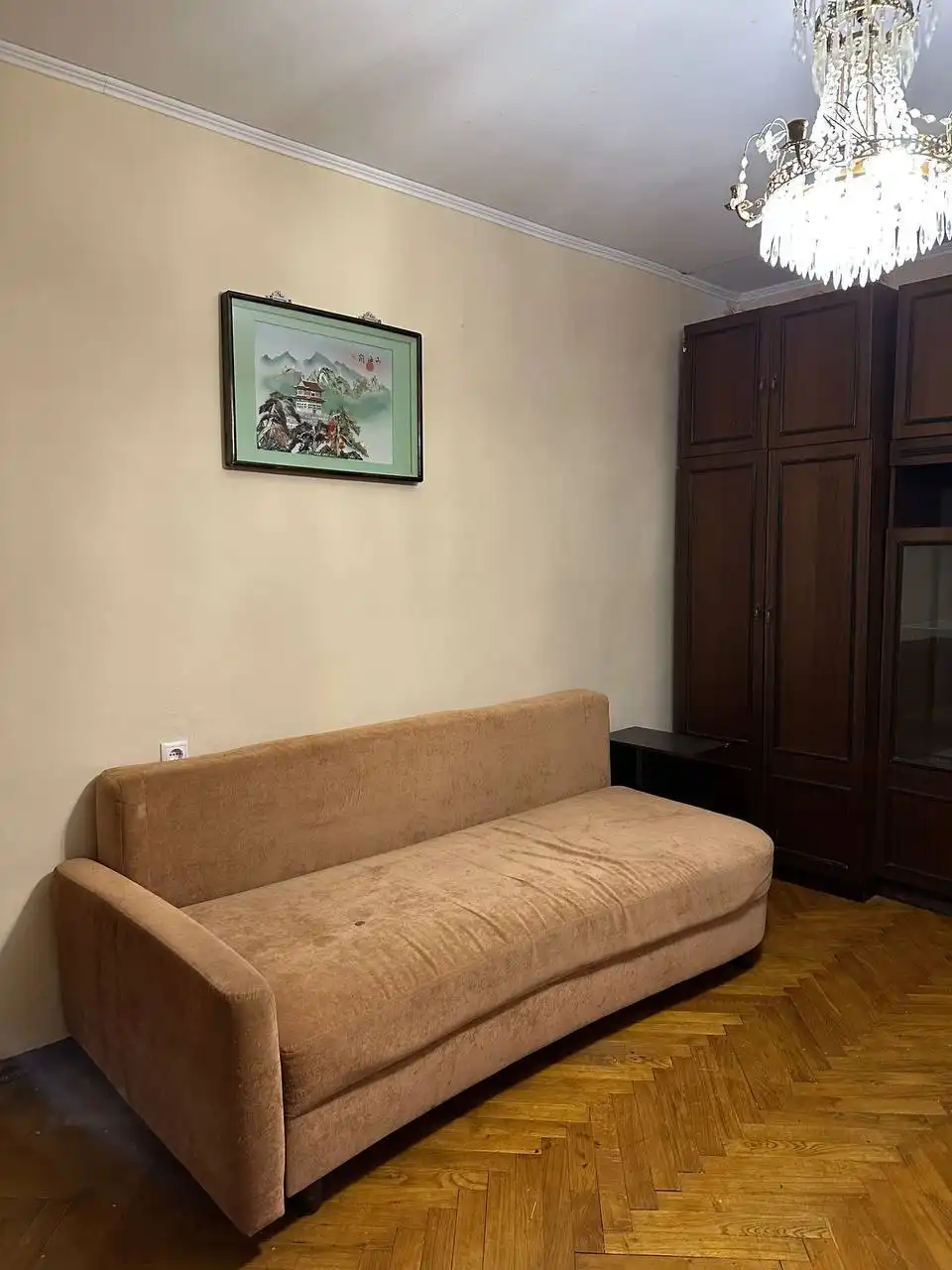 Сдается 2-комнатная квартира на 1-й Крестьянской