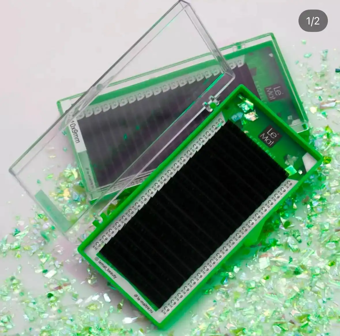 Палетки ресниц новые, остатки при закрытии салона