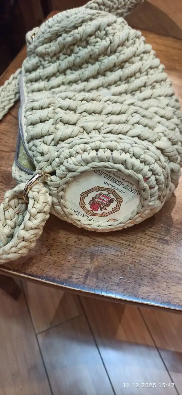 Сумка ручная работа привозная