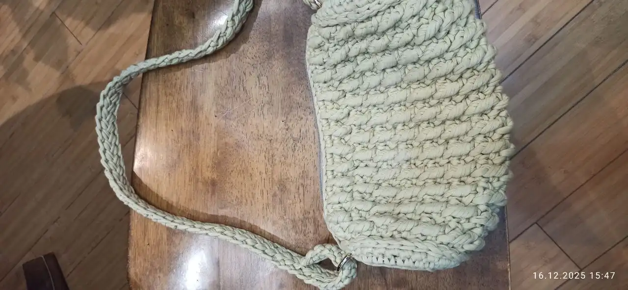 Сумка ручная работа привозная