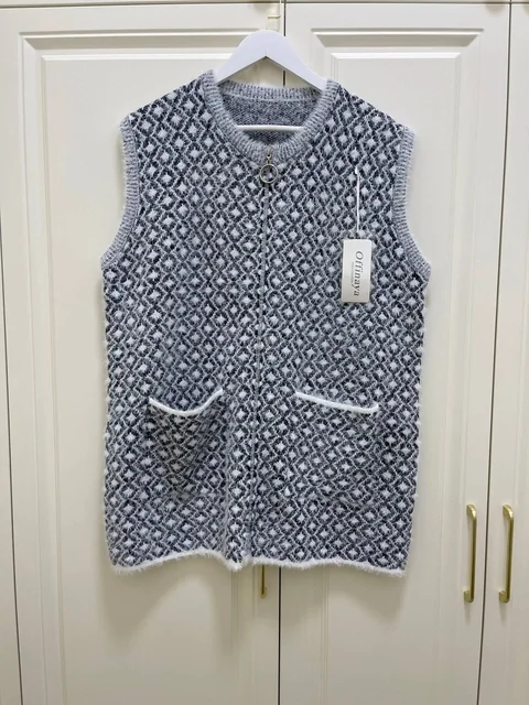 Жилетка универсальная размер XL новая с биркой - Одежда в Мытищи