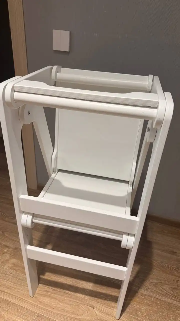 Башня помощника с доской для рисования