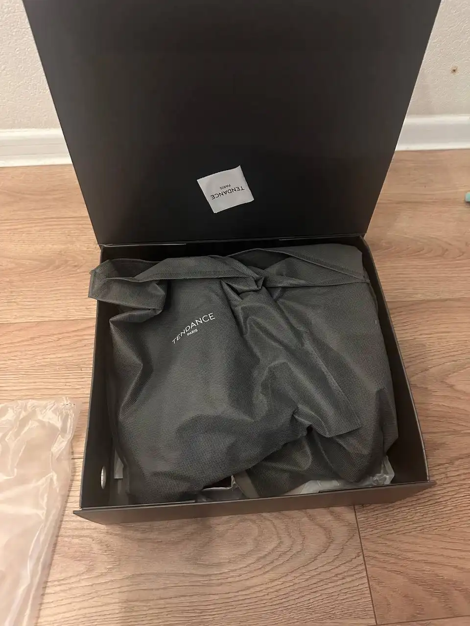 Новые кожаные ботинки 37.5-38 размера