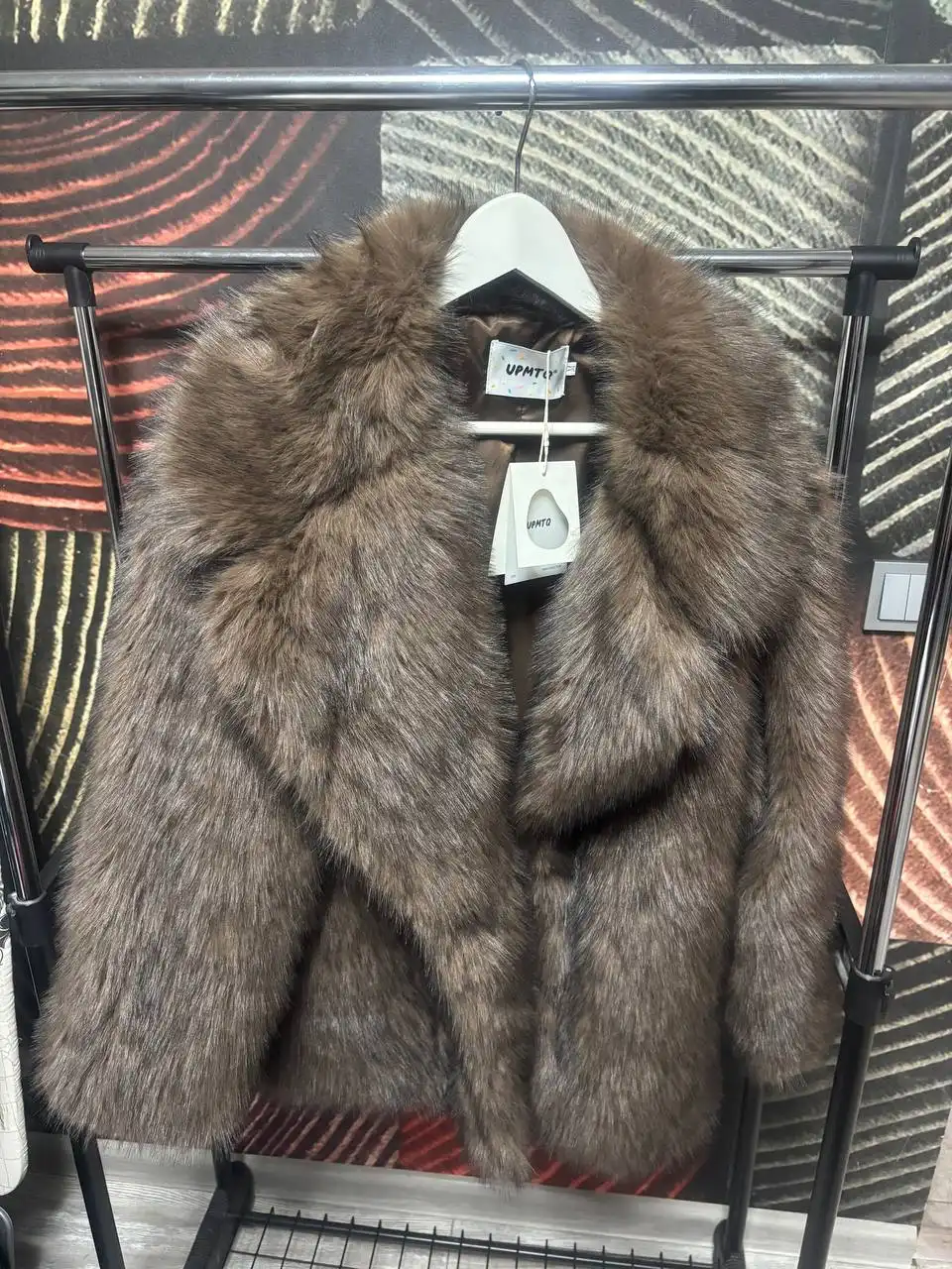 Искусственный мех, размер М - Верхняя одежда (Одежда) в Мытищи