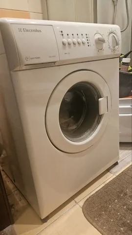 Стиральная машинка Электролюкс отдам бесплатно - частное объявление в Мытищи