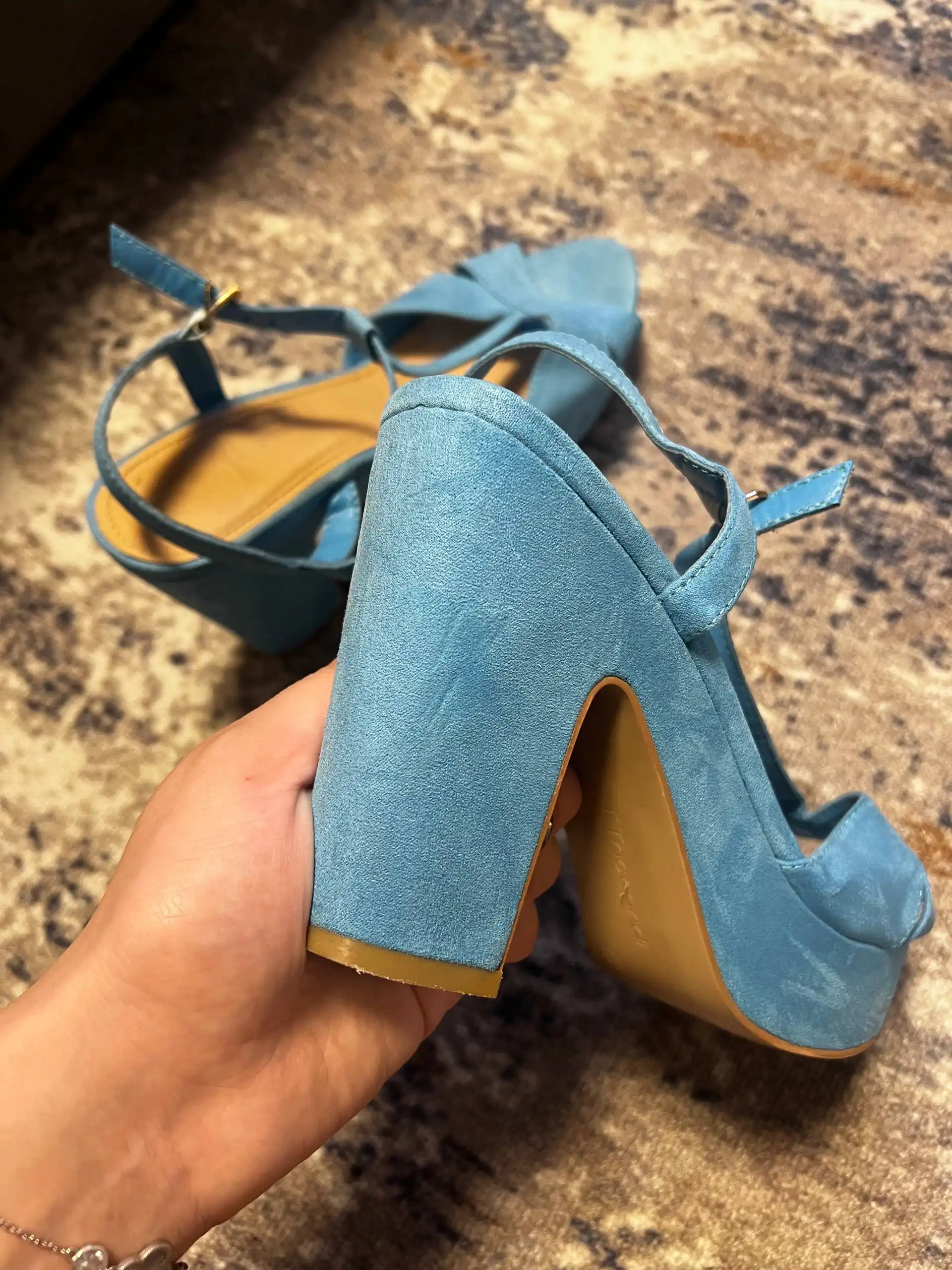 Женские туфли на каблуке 40 размера голубого цвета - Женская обувь (Одежда) в Мытищи