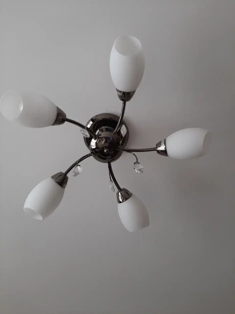 Продажа б/у люстры с хрустальными элементами - Барахолка в Мытищи