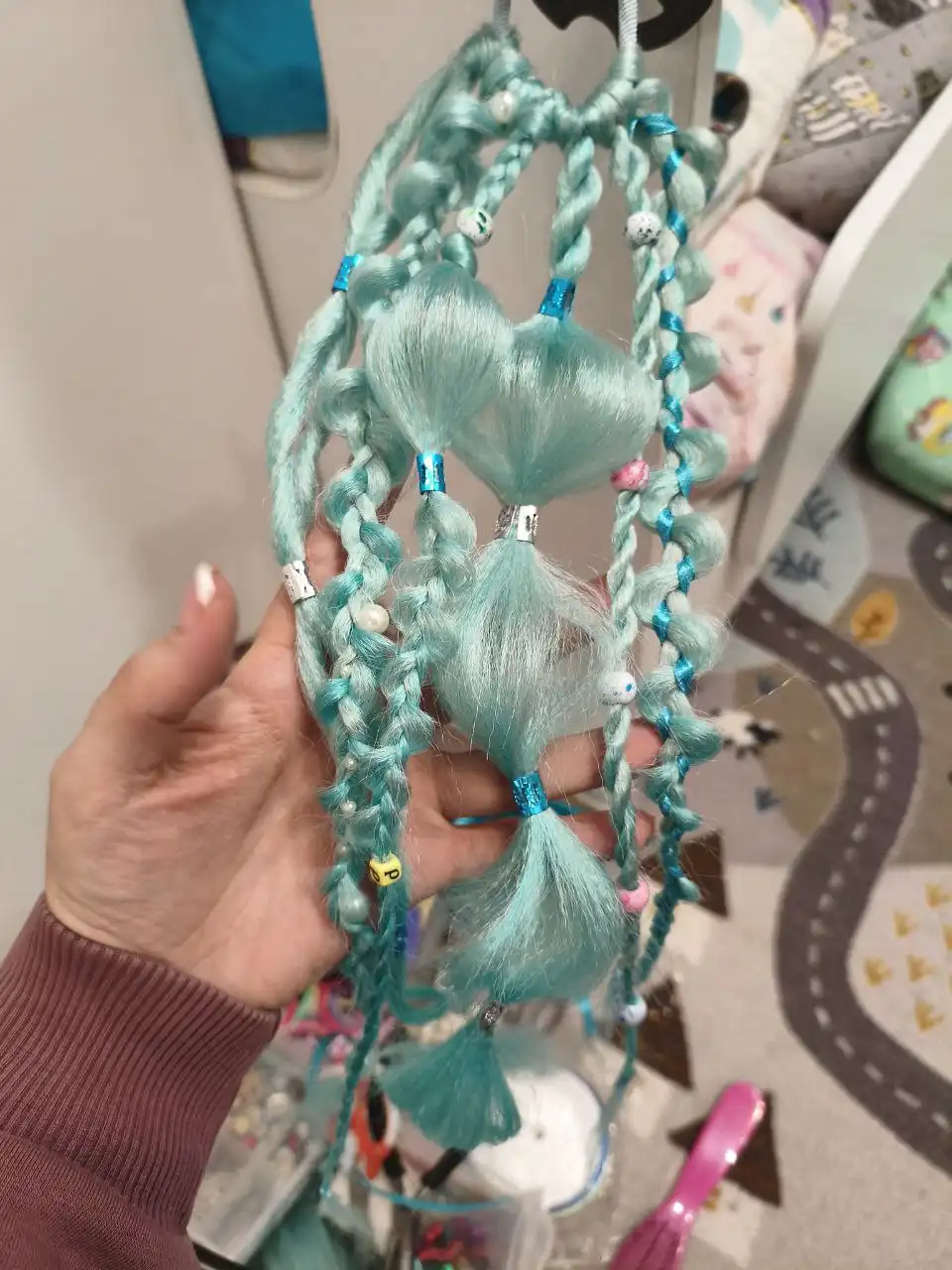 Плетение кос и хвостов из канекалона в Мытищах - Парикмахерские услуги (Услуги) в Мытищи