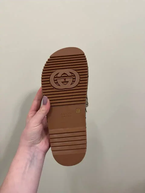 Шлепанцы Gucci x Adidas 38 размер - частное объявление в Мытищи