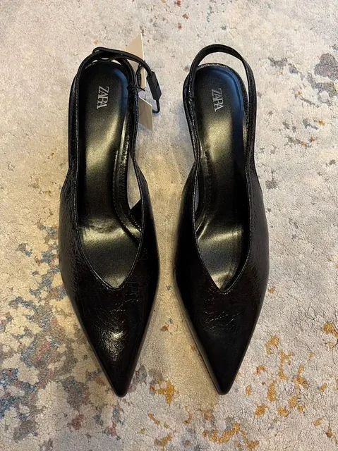 Обувь Zara: туфли, сапоги, полусапоги - Спортивная одежда и купальники в Мытищи