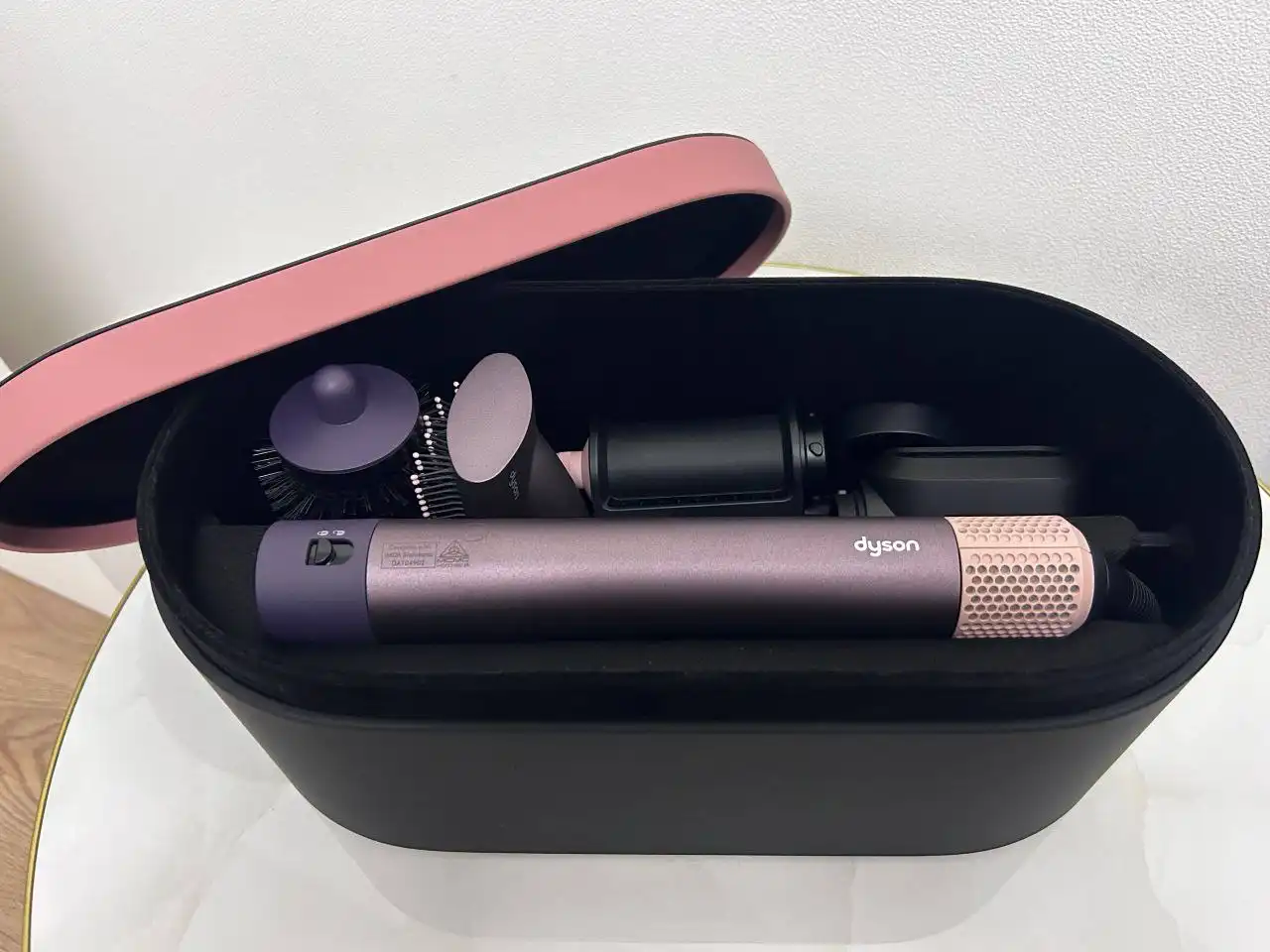 Стайлер последней модели в идеальном состоянии - Стайлеры и утюжки для волос (Красота и здоровье) в Мытищи