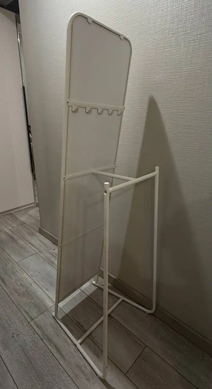 Зеркало напольное ИКЕЯ с крючками - Мебель (Для дома и дачи) в Мытищи