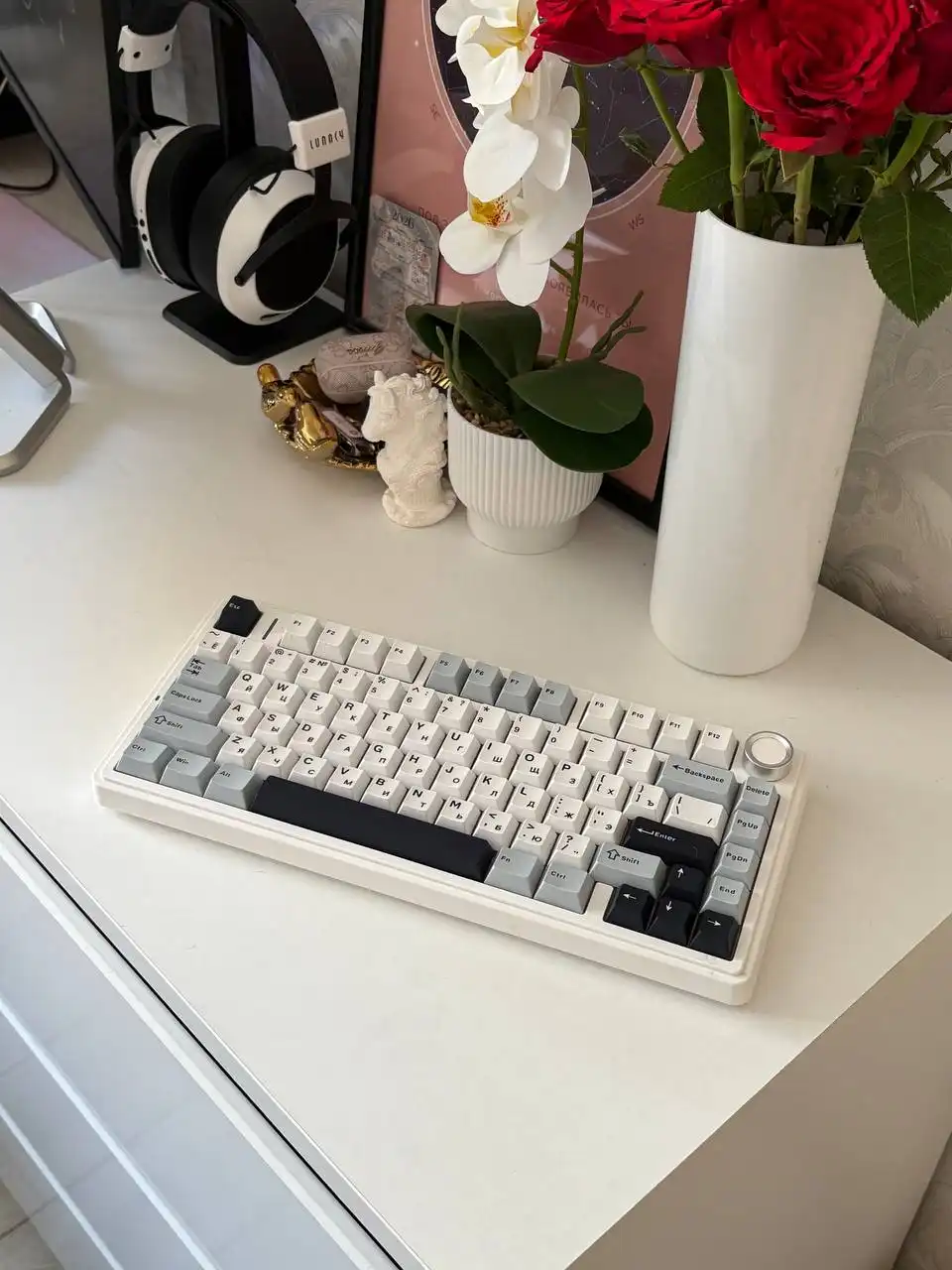 Клавиатура проводная с русской гравировкой - Компьютерная периферия (Электроника) в Мытищи