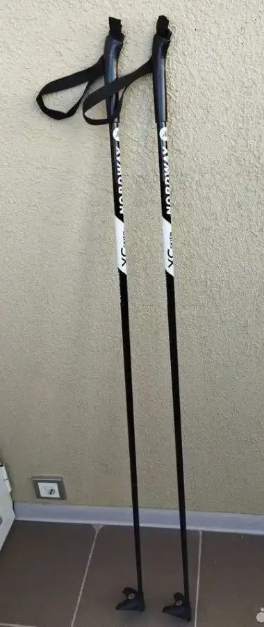 Лыжные палки Nordway Skien 135 см новые - Лыжи и сноуборд (Хобби и отдых) в Мытищи