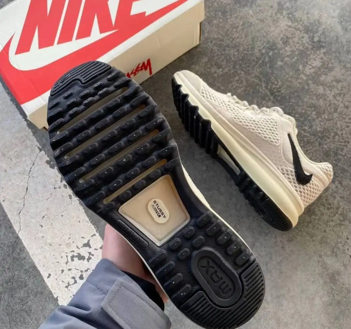 Кроссовки Nike AIR MAX 2013 x Stussy - Обувь (Одежда) в Мытищи