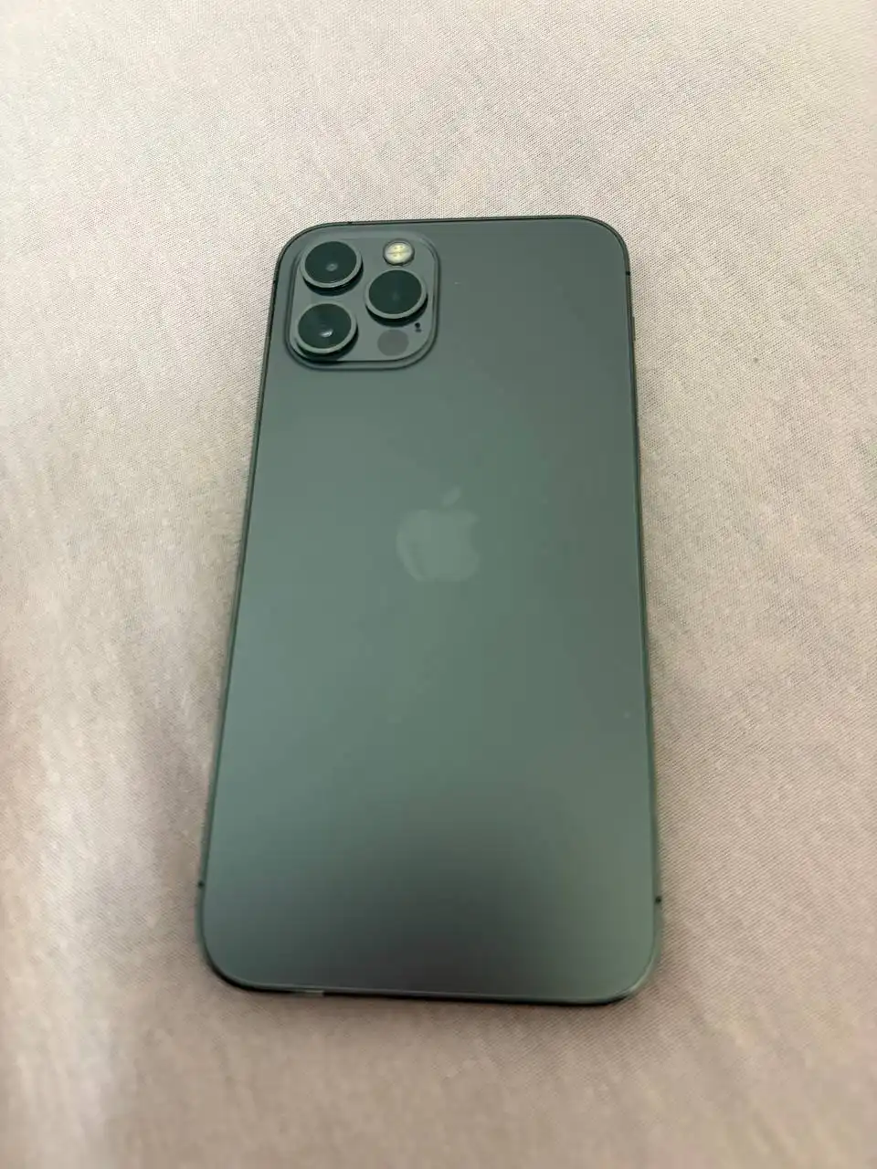 Продам iPhone 12 Pro 256гб с аксессуарами - Смартфоны (Электроника) в Мытищи