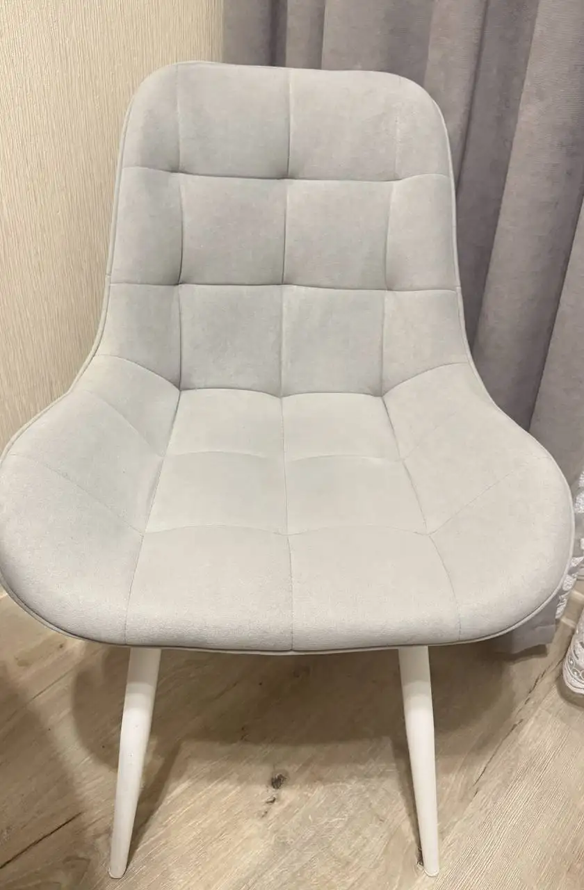 Продажа 4 кухонных стула антивандал - Мебель (Для дома и дачи) в Мытищи