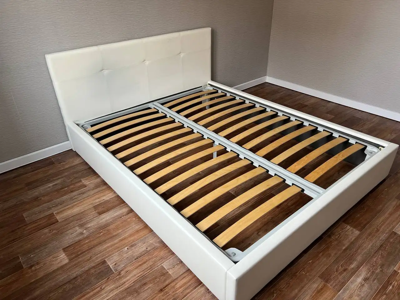 Кровать 160 на 2 - Мебель (Барахолка) в Мытищи