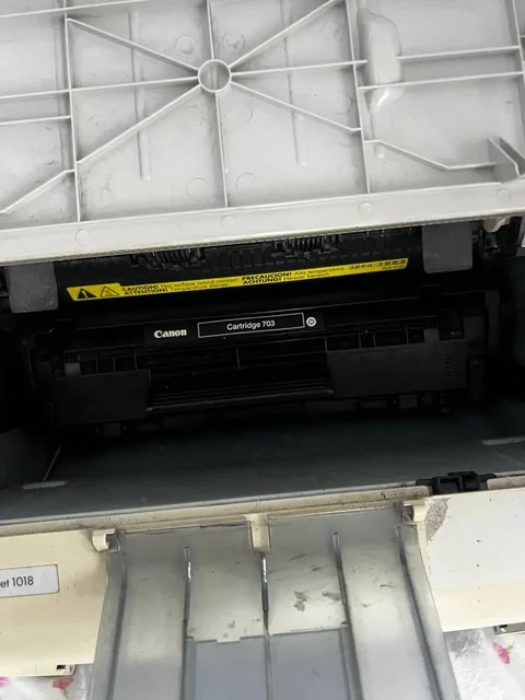 Принтер в рабочем состоянии с картриджем - Сетевое оборудование в Мытищи