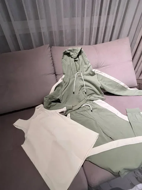 Костюм размер S, одет 1 раз - частное объявление в Мытищи