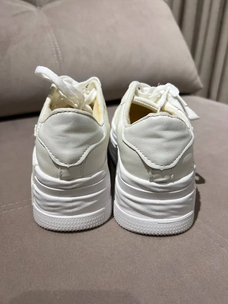 Новые кеды со стелькой 22,5 см - Обувь (Одежда) в Мытищи