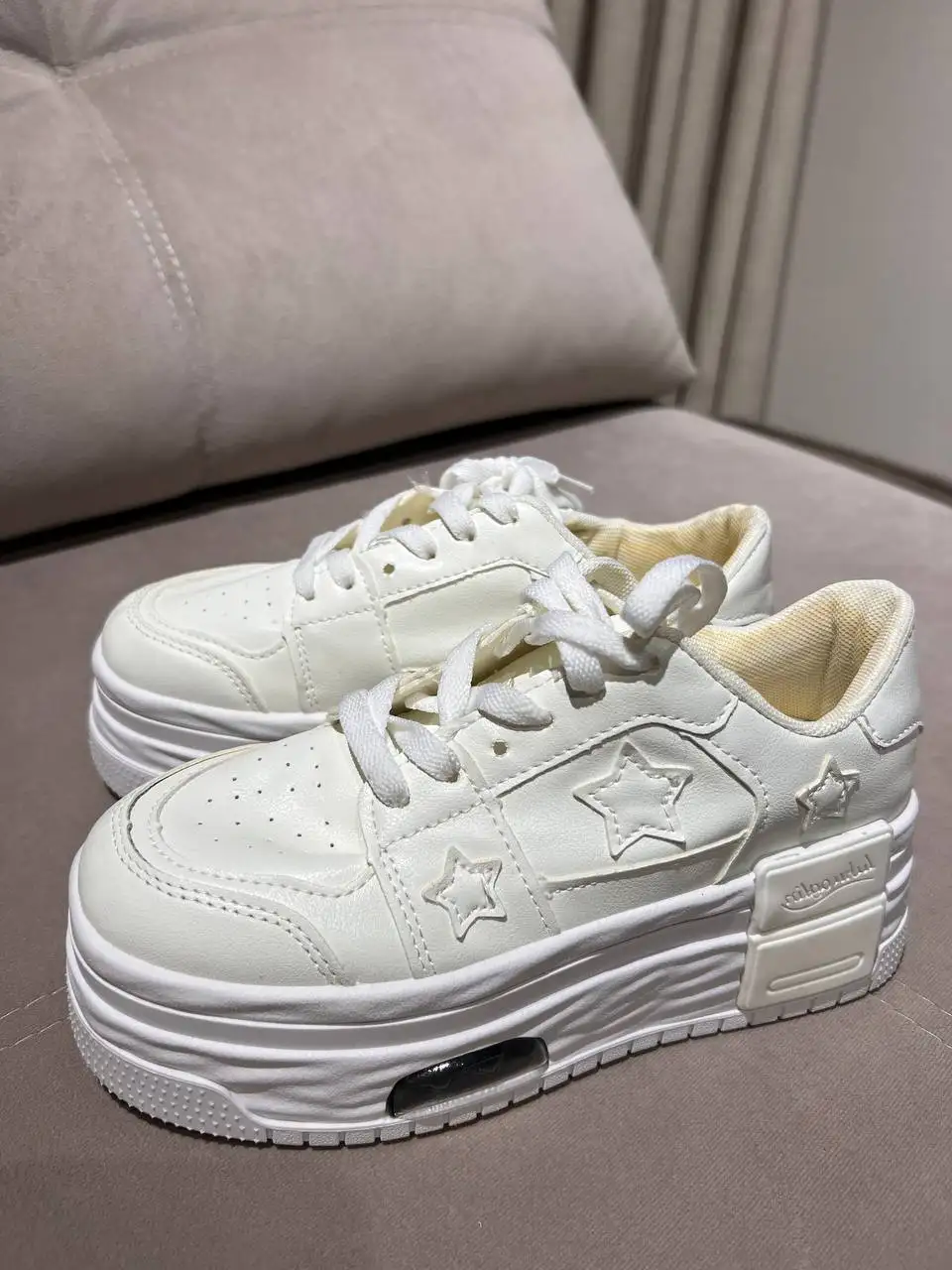 Новые кеды со стелькой 22,5 см - Обувь (Одежда) в Мытищи