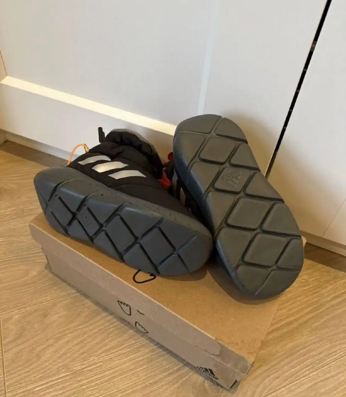 Ботинки Adidas Monofit Boot I Black Bright Red - Обувь (Одежда) в Мытищи