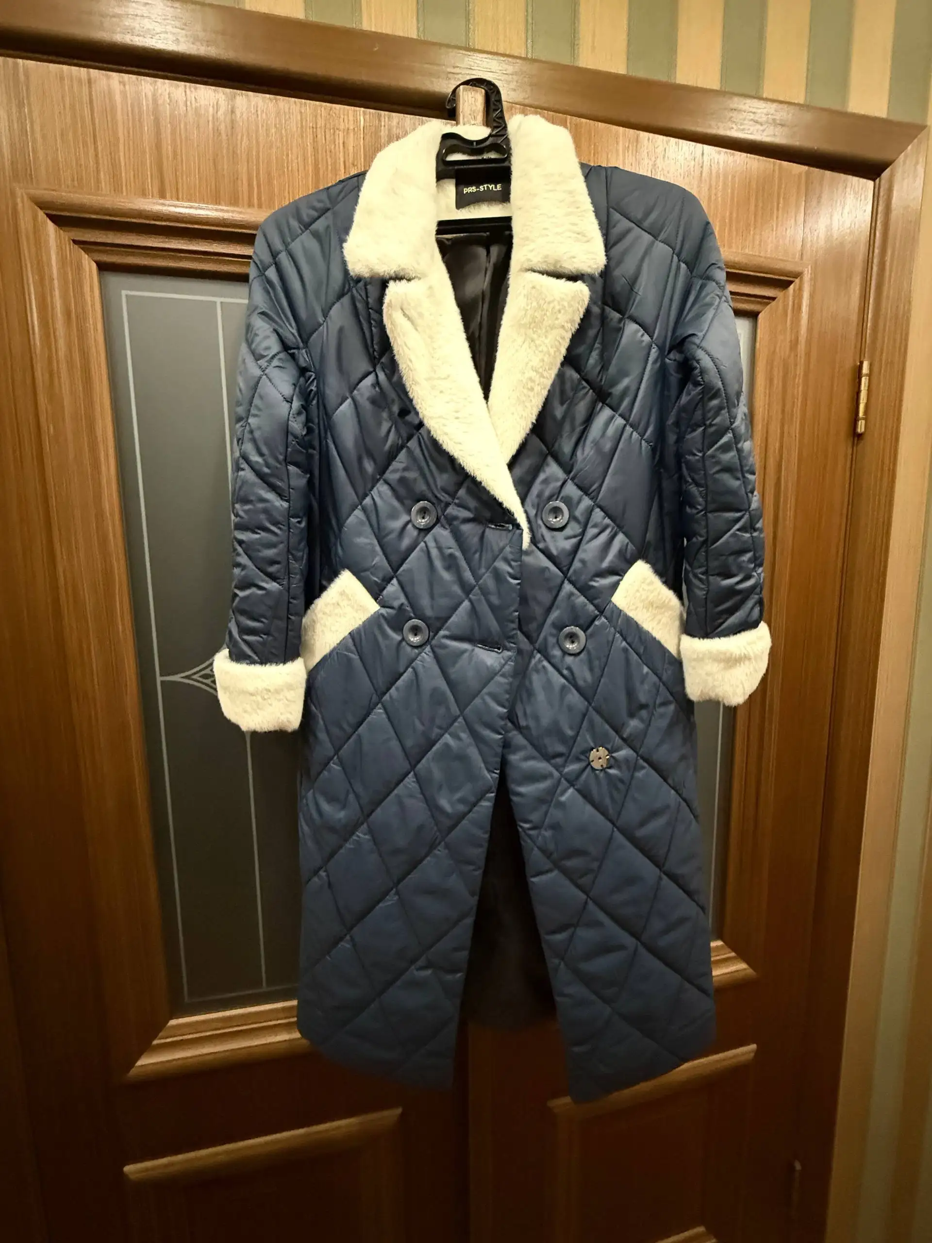 Продажа одежды 42 размера в отличном состоянии - Одежда в Ивантеевка