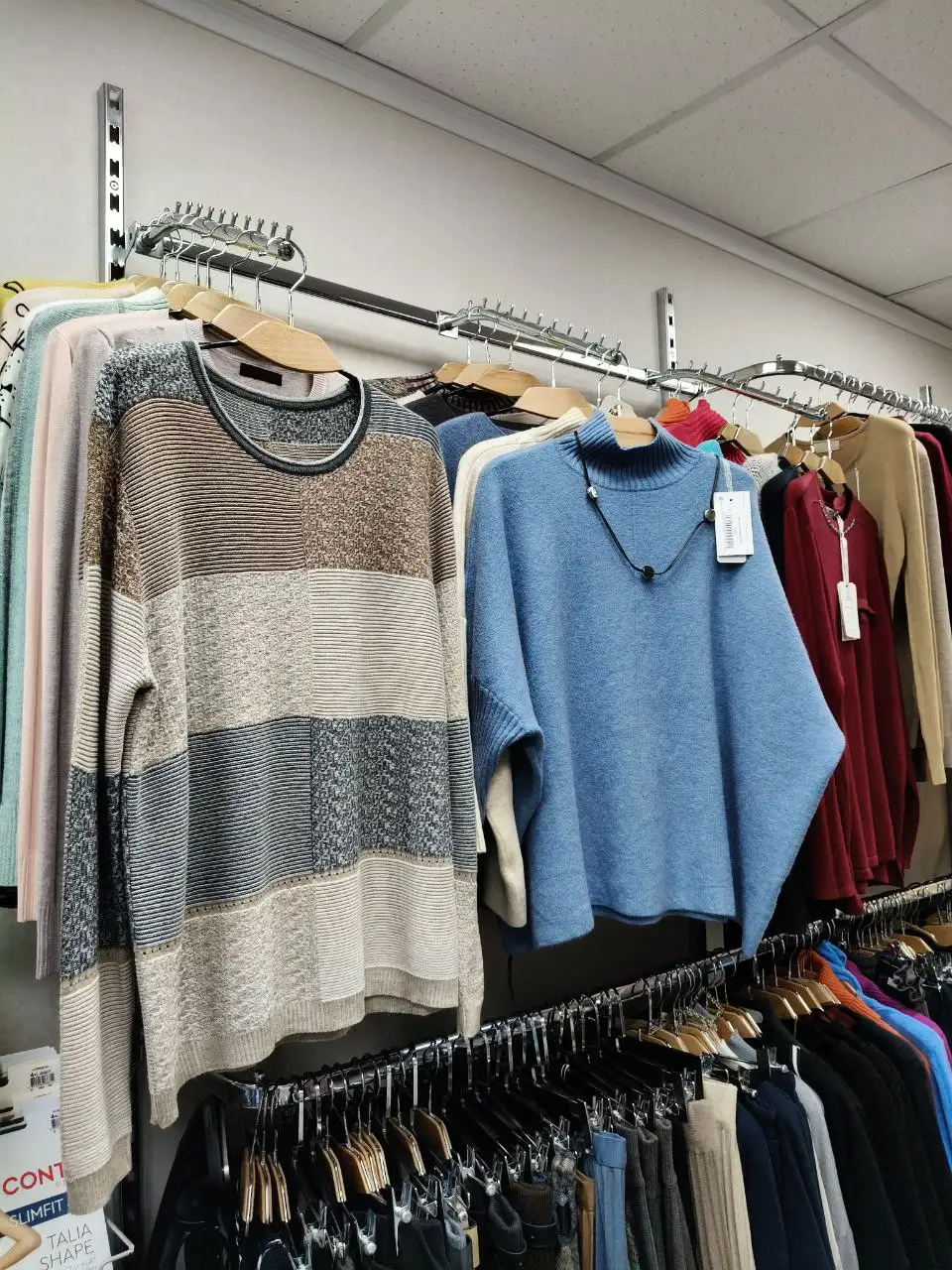 Распродажа зимней коллекции женской одежды - Женская одежда (Одежда) в Мытищи