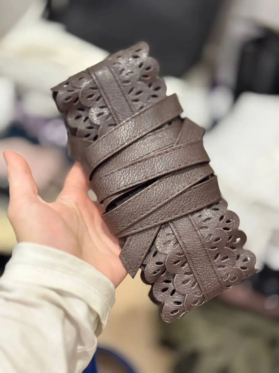 Коробка женских вещей на XS-S - Женская одежда (Одежда) в Мытищи