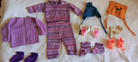 Пакет детской одежды ручной вязки на рост 68-80 см - Пиджаки в Мытищи