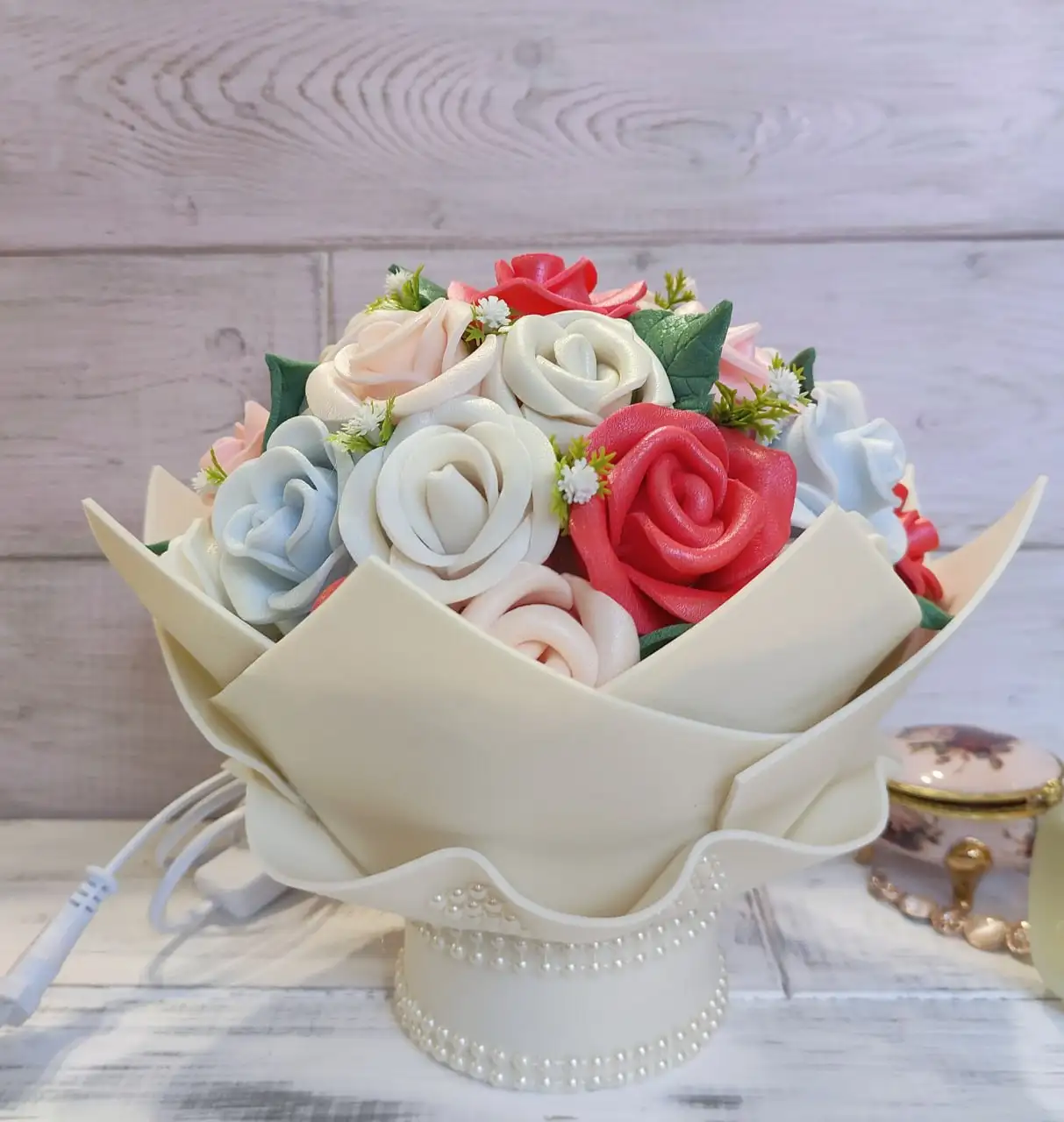 Светильник-букет ручной работы из фоамирана - Декор (Барахолка) в Мытищи