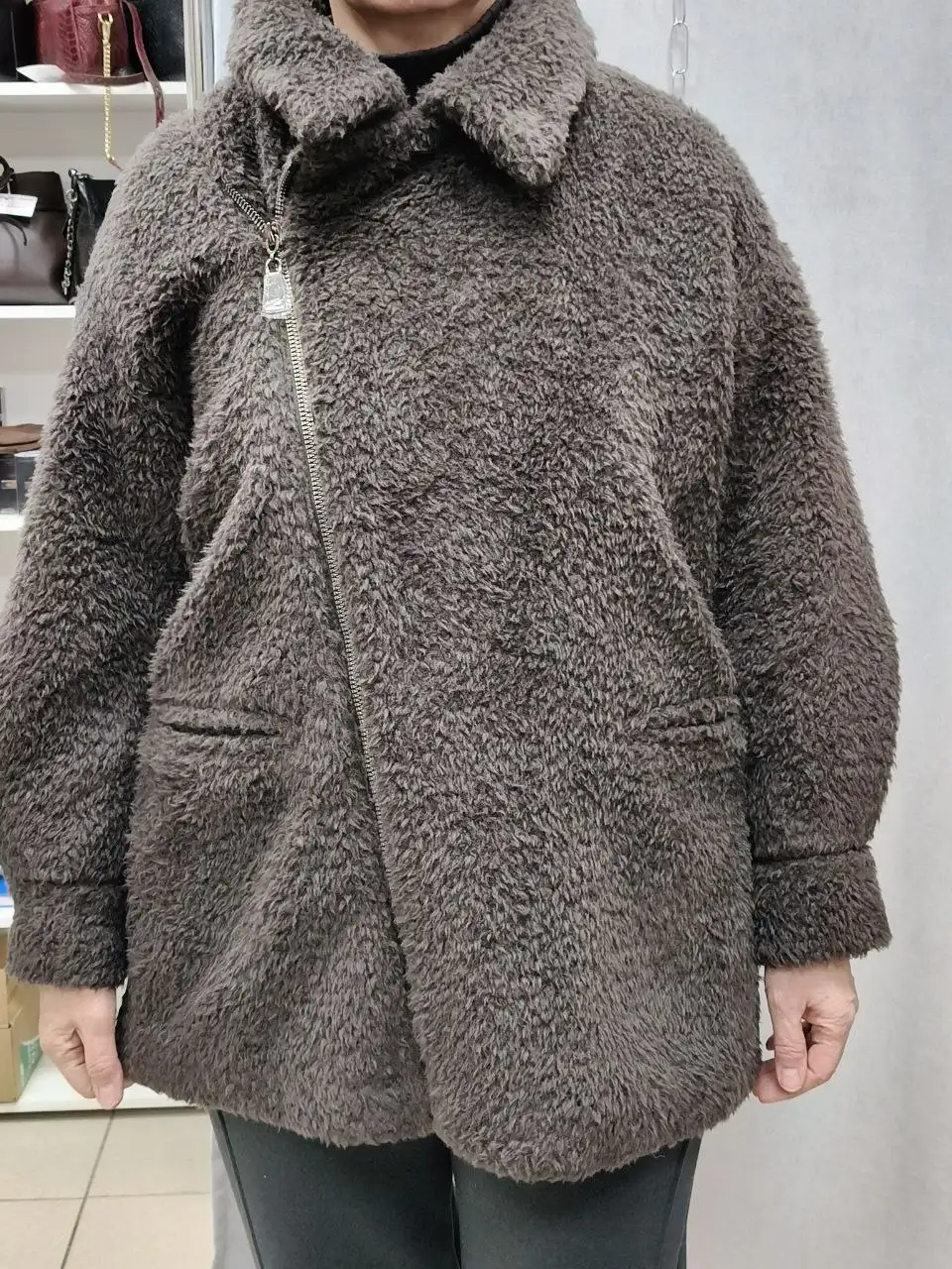 Новые зимние меховые куртки - Верхняя одежда (Одежда) в Мытищи