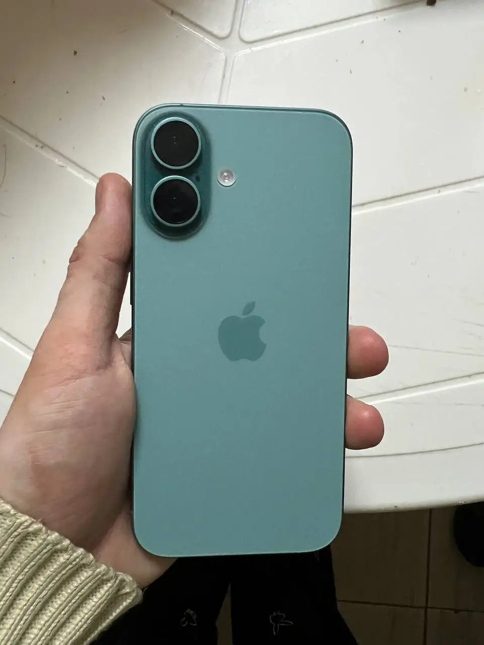 Продам iPhone 16 почти новый - Смартфоны (Электроника) в Мытищи